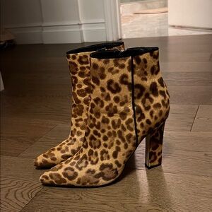 Marc Fisher Tan Leopard Print Ankle Boots Booties 9